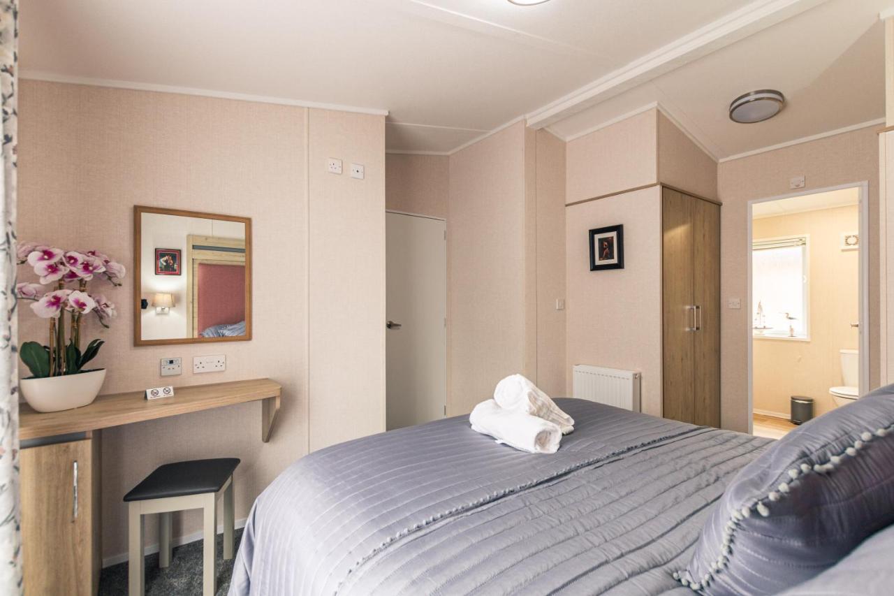 Lodge Primrose With Hot Tub *